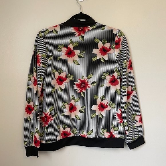 Casual Jacket - Picture 2 of 4